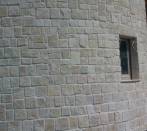 Coating with tiles in limestone Trani in Sirolo(AN)